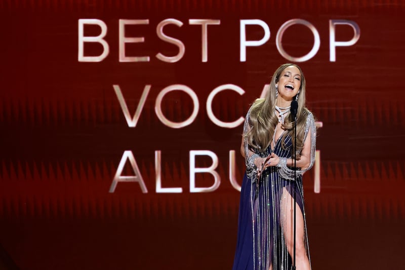 JLo en el Grammy 2023