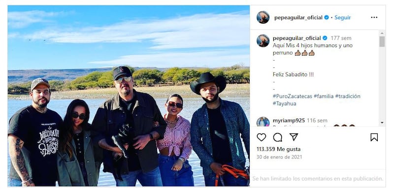 Pepe Aguilar es el orgulloso padre de cuatro hijos