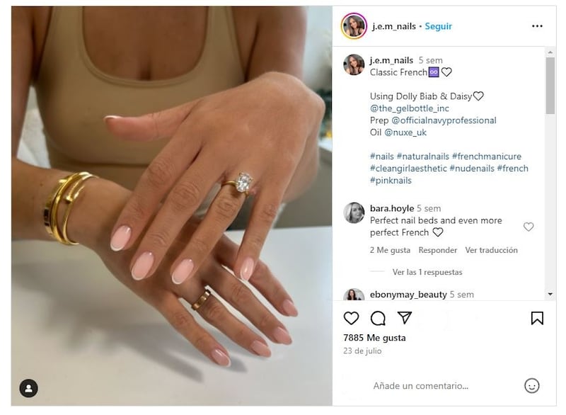 Las 'vanilla french nails' son elegantes, versátiles y atemporales