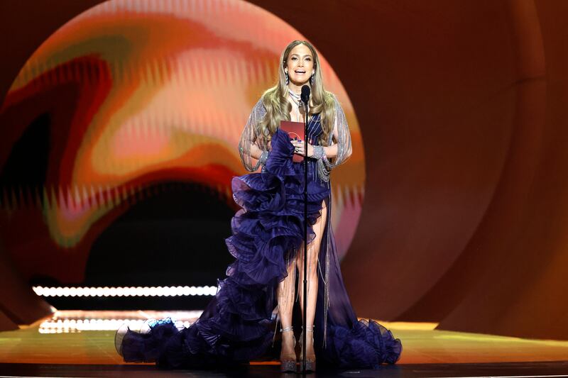 JLo en el Grammy 2023