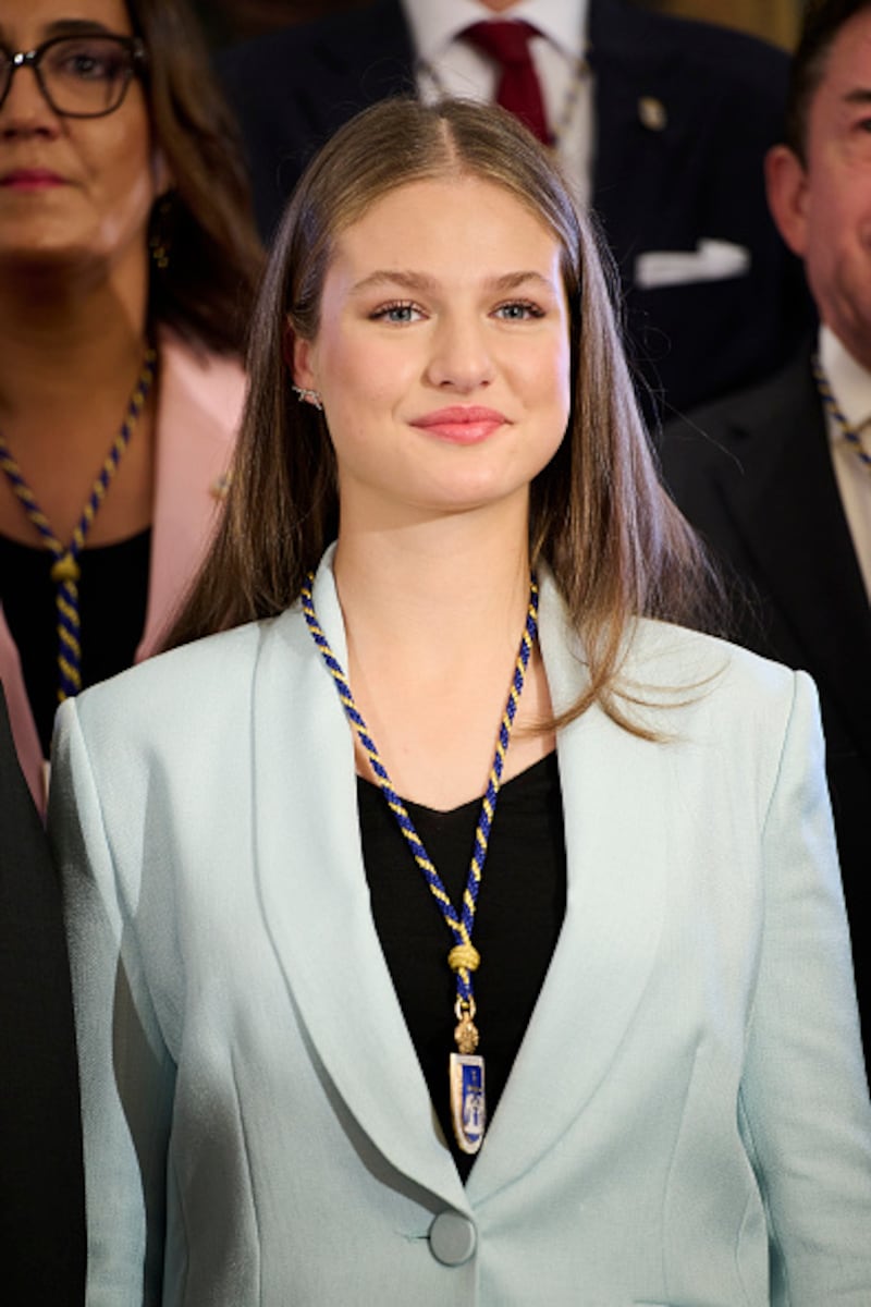 Leonor recibió el título de Alcaldesa Honoraria de Oviedo y la Medalla de Asturias