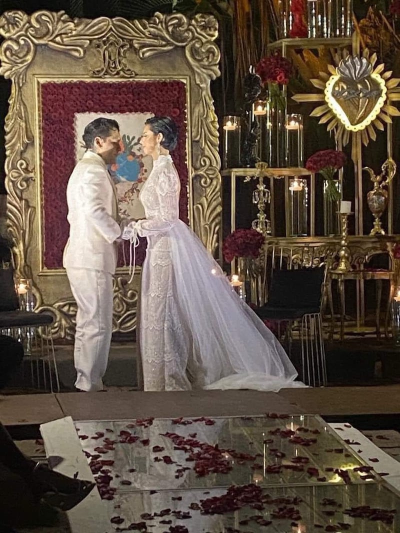 Christian Nodal y Ángela Aguilar boda